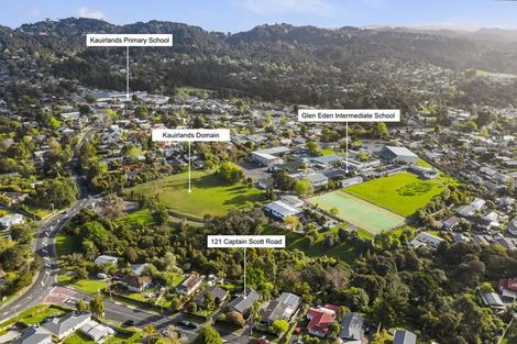 Photo of property in 121 Captain Scott Road, Glen Eden, Auckland, 0602