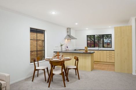 Photo of property in 32 Espalier Drive, Henderson, Auckland, 0612