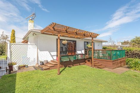 Photo of property in 18 West Way, Durie Hill, Whanganui, 4500