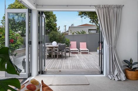 Photo of property in 72b Valley Road, Mount Maunganui, 3116