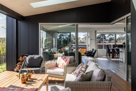 Photo of property in 143 Arataki Road, Havelock North, 4130