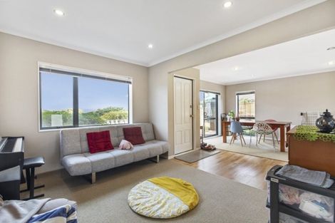 Photo of property in 1/103 Wallace Road, Mangere Bridge, Auckland, 2022