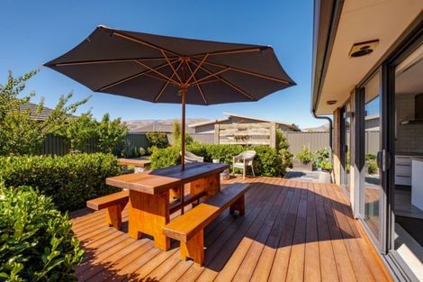 Photo of property in 4 Magnetic Place, Cromwell, 9310