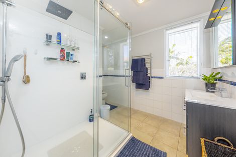 Photo of property in 50 Claude Road, Hillpark, Auckland, 2102