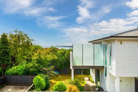 Photo of property in 477 Te Atatu Road, Te Atatu Peninsula, Auckland, 0610
