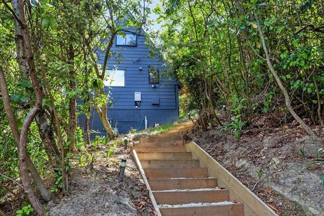 Photo of property in 1101 Dyers Pass Road, Governors Bay, Lyttelton, 8971