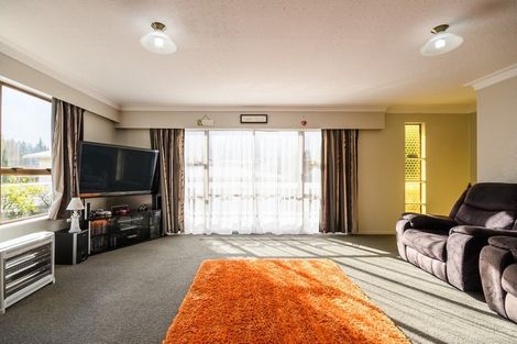 Photo of property in 159 Waikawa Road, Picton, 7220