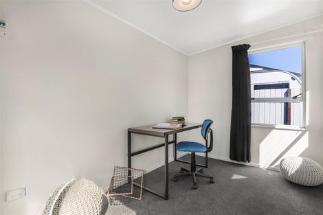 Photo of property in 1/60 Racecourse Road, Waiuku, 2123