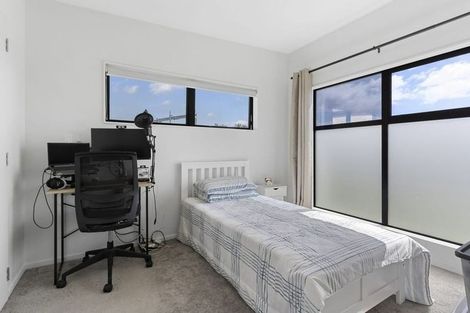Photo of property in 11e Barrie Avenue, Papatoetoe, Auckland, 2025