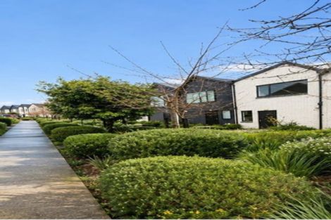 Photo of property in 36 Wharara Lane, Massey, Auckland, 0614
