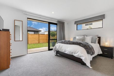 Photo of property in 7 Tuangi Way, Papamoa Beach, Papamoa, 3118
