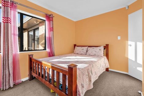 Photo of property in 3/24 Sturdee Road, Manurewa, Auckland, 2102