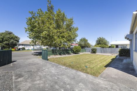 Photo of property in 629 Featherston Street, Roslyn, Palmerston North, 4414