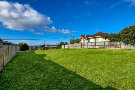 Photo of property in 52a Tirimoana Road, Te Atatu South, Auckland, 0602