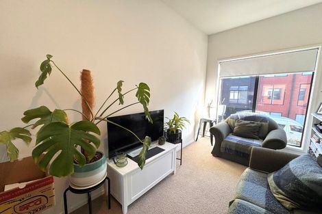 Photo of property in 23/17 Owens Place, Mount Maunganui, 3116