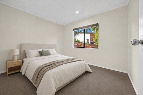 Photo of property in 2/54 Pooks Road, Ranui, Auckland, 0612
