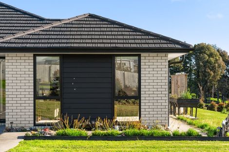 Photo of property in 23 Calla Street, Maungaturoto, 0520