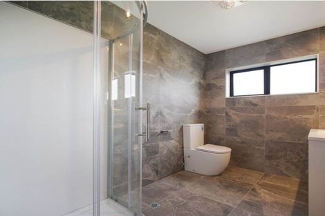 Photo of property in 2 Faithful Drive, Karaka, Papakura, 2113