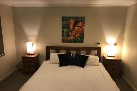 Photo of property in 26 Hewlett Road, Massey, Auckland, 0614