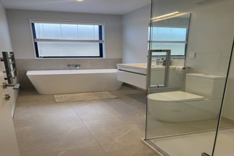 Photo of property in 32 Kiekie Road, Casebrook, 8051