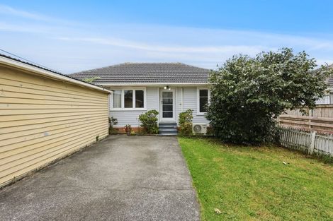 Photo of property in 47 Fairdene Avenue, Henderson, Auckland, 0610
