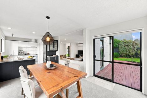 Photo of property in 72 Sarabande Avenue, Redwood, Christchurch, 8051