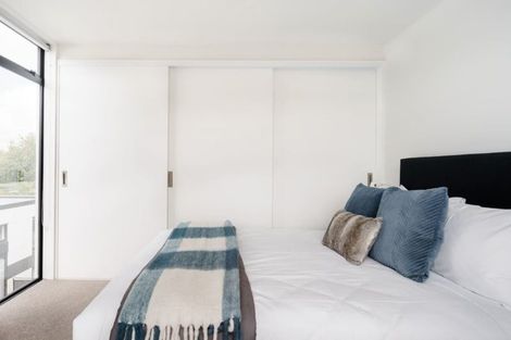 Photo of property in 2/22 Peterborough Street, Christchurch Central, Christchurch, 8013