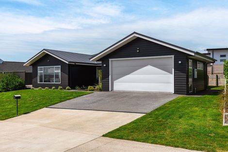 Photo of property in 25 Harakeke Drive, Wharewaka, Taupo, 3330