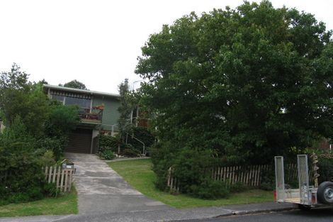 Photo of property in 11 Lanigan Street, Birkdale, Auckland, 0626