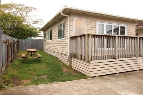 Photo of property in 49a Woodglen Road, Glen Eden, Auckland, 0602