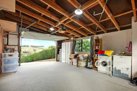 Photo of property in 37 Cable Bay Block Road, Cable Bay, 0420