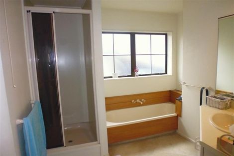 Photo of property in 1/5 Birdwood Road, Waterloo, Lower Hutt, 5011