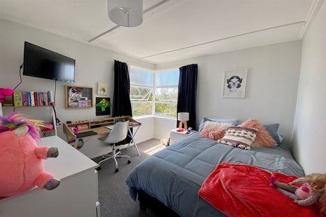 Photo of property in 6 Cossens Street, Balclutha, 9230