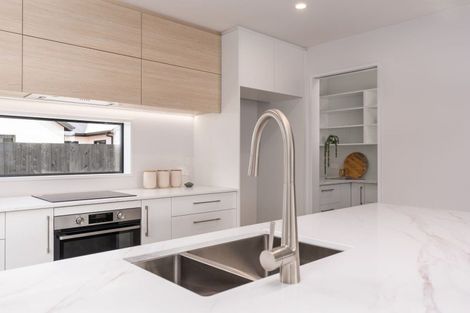 Photo of property in 98a Aorangi Road, Bryndwr, Christchurch, 8053