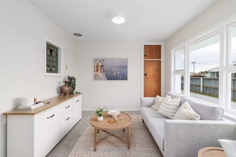 Photo of property in 25 Cradock Street, South New Brighton, Christchurch, 8062