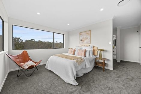 Photo of property in 17 Bremner Ridge Street, Flat Bush, Auckland, 2019