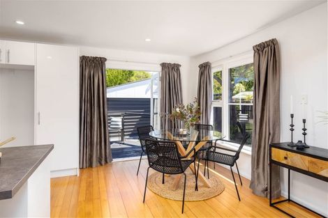 Photo of property in 17 Palmside Street, Somerfield, Christchurch, 8024