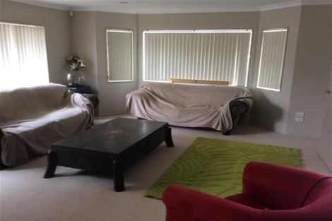 Photo of property in 22 Kestev Drive, Flat Bush, Auckland, 2016