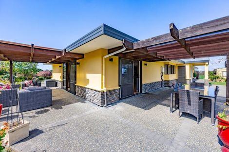 Photo of property in 205 Poraiti Road, Poraiti, Napier, 4182