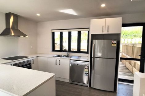 Photo of property in 1 Kanona Way, Albany Heights, Auckland, 0632