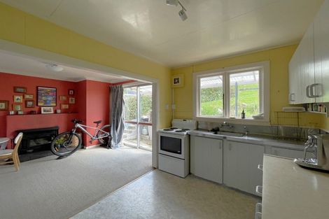 Photo of property in 3 Junction Road, Ravensbourne, Dunedin, 9022