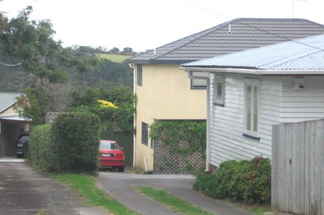 Photo of property in 1/46 Roberts Road, Glenfield, Auckland, 0629