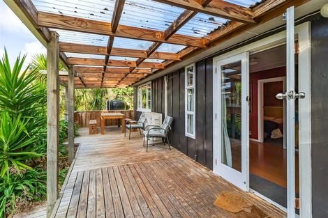 Photo of property in 619 Waitarere Beach Road, Waitarere Beach, Levin, 5510