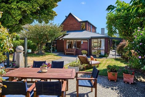 Photo of property in 2/70 Hautana Street, Woburn, Lower Hutt, 5010