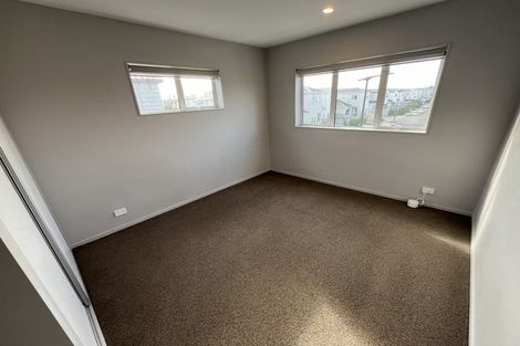 Photo of property in 15 Tribute Loop, Takanini, 2112