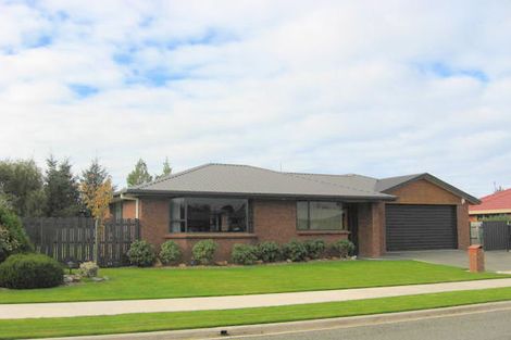 Photo of property in 8 Hannah Place, Holmes Hill, Oamaru, 9401