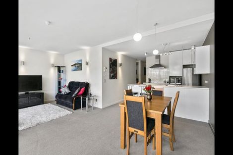 Photo of property in Montreaux Apartments, 9b/164 The Terrace, Wellington Central, Wellington, 6011