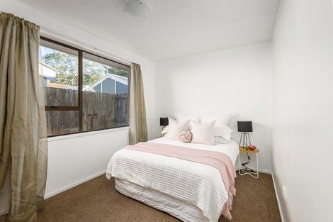 Photo of property in 2/26 Mauger Drive, Heathcote Valley, Christchurch, 8022