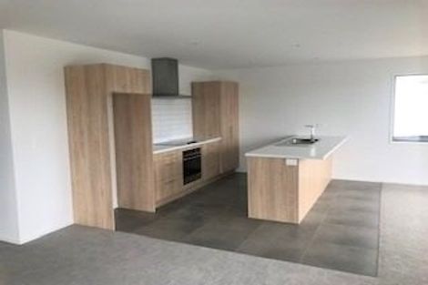 Photo of property in 13 Anglers Way, Omokoroa, 3114