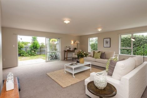 Photo of property in 47 Fovant Street, Russley, Christchurch, 8042